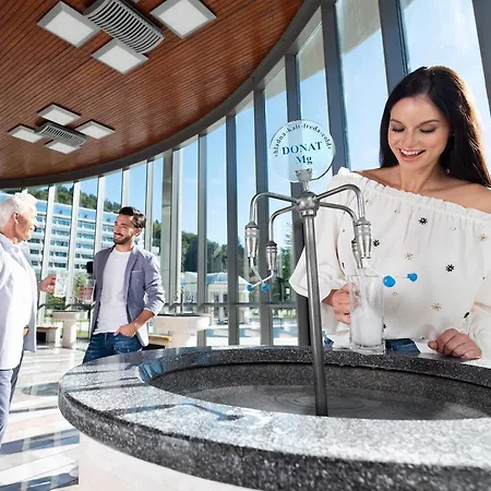 Villa Altura- Luxury Hiltop Retreat With Panoramic View & Teracce