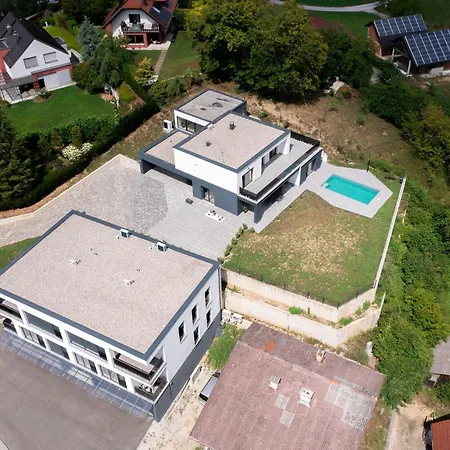 Villa Altura- Luxury Hiltop Retreat With Panoramic View & Teracce