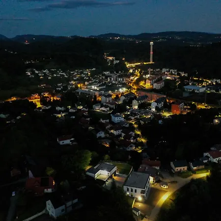 Altura- Luxury Hiltop Retreat With Panoramic View & Teracce Vila *