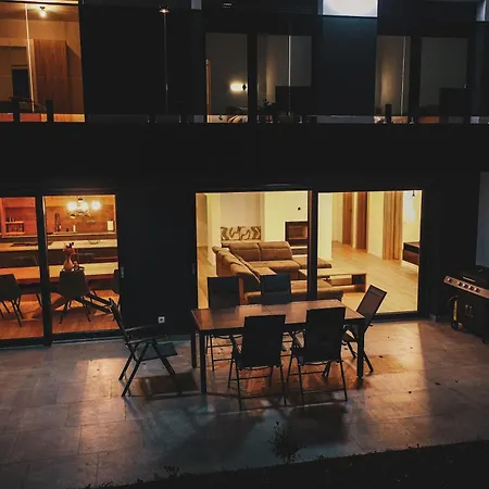 Altura- Luxury Hiltop Retreat With Panoramic View & Teracce