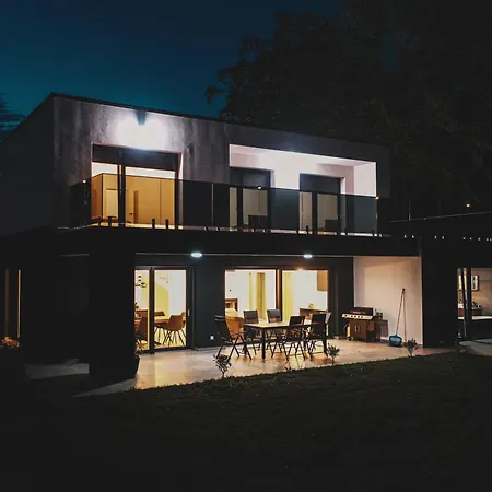 Villa Altura- Luxury Hiltop Retreat With Panoramic View & Teracce Rogaška Slatina