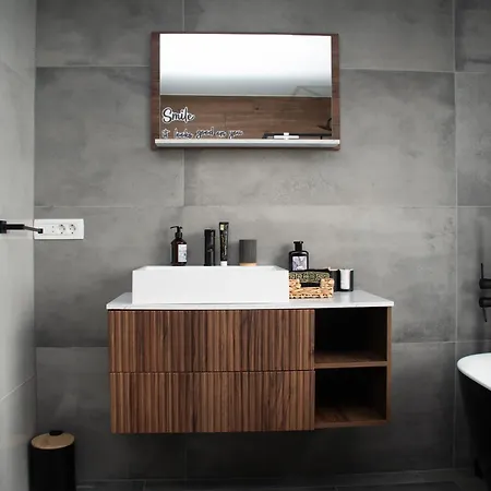 Villa Altura- Luxury Hiltop Retreat With Panoramic View & Teracce