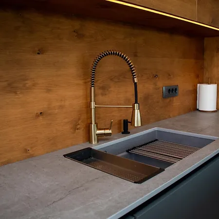 Villa Altura- Luxury Hiltop Retreat With Panoramic View & Teracce *