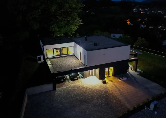 Villa Altura- Luxury Hiltop Retreat With Panoramic View & Teracce