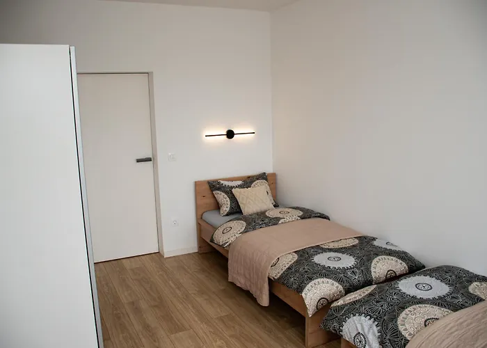 빌라 Altura- Luxury Hiltop Retreat With Panoramic View & Teracce 로가스카슬라티나