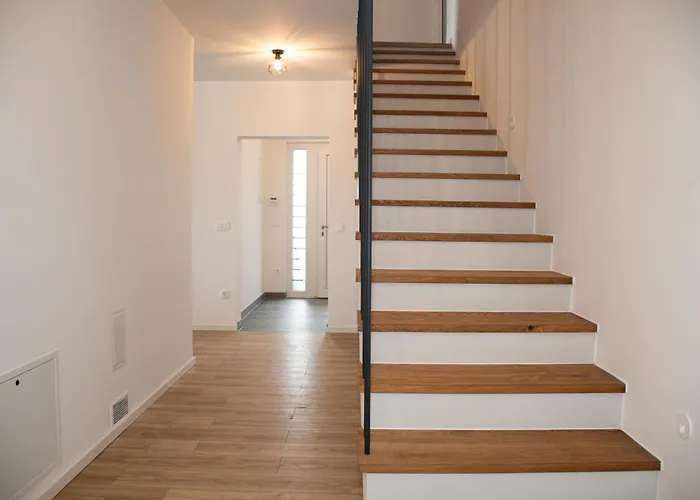 Βίλα Altura- Luxury Hiltop Retreat With Panoramic View & Teracce *